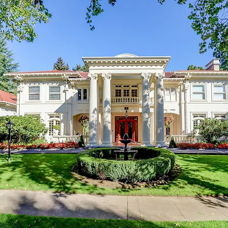 Bed and Breakfast Portland'S White House